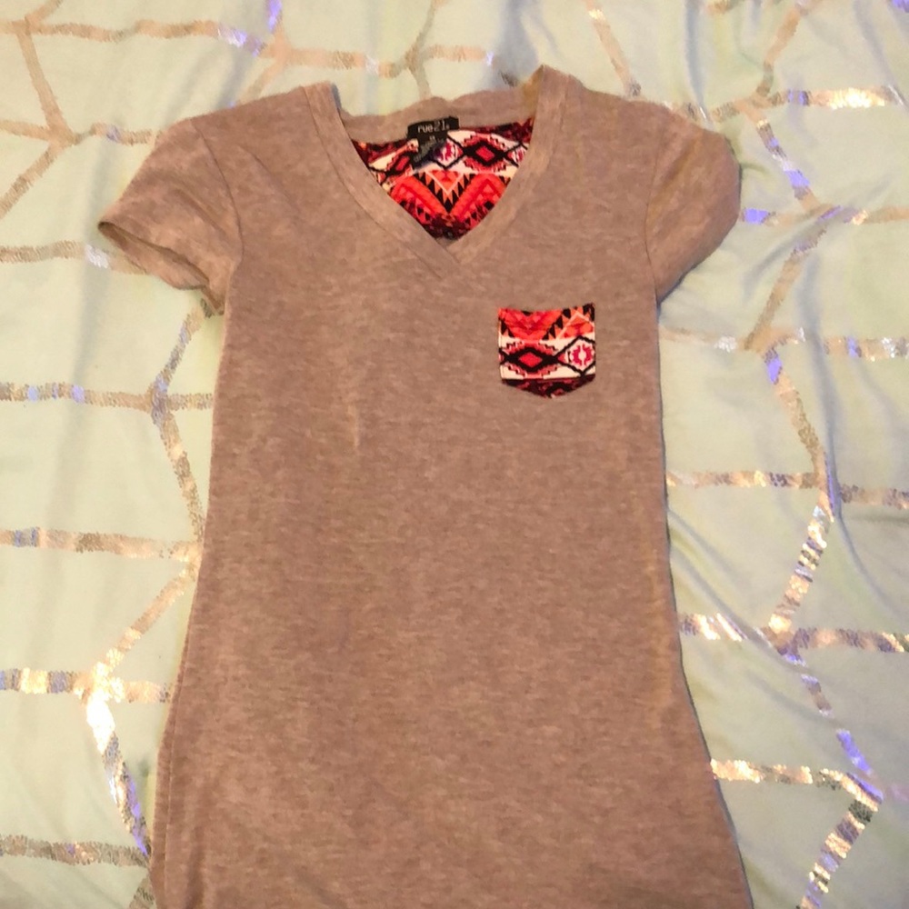 Rue 21 tshirt